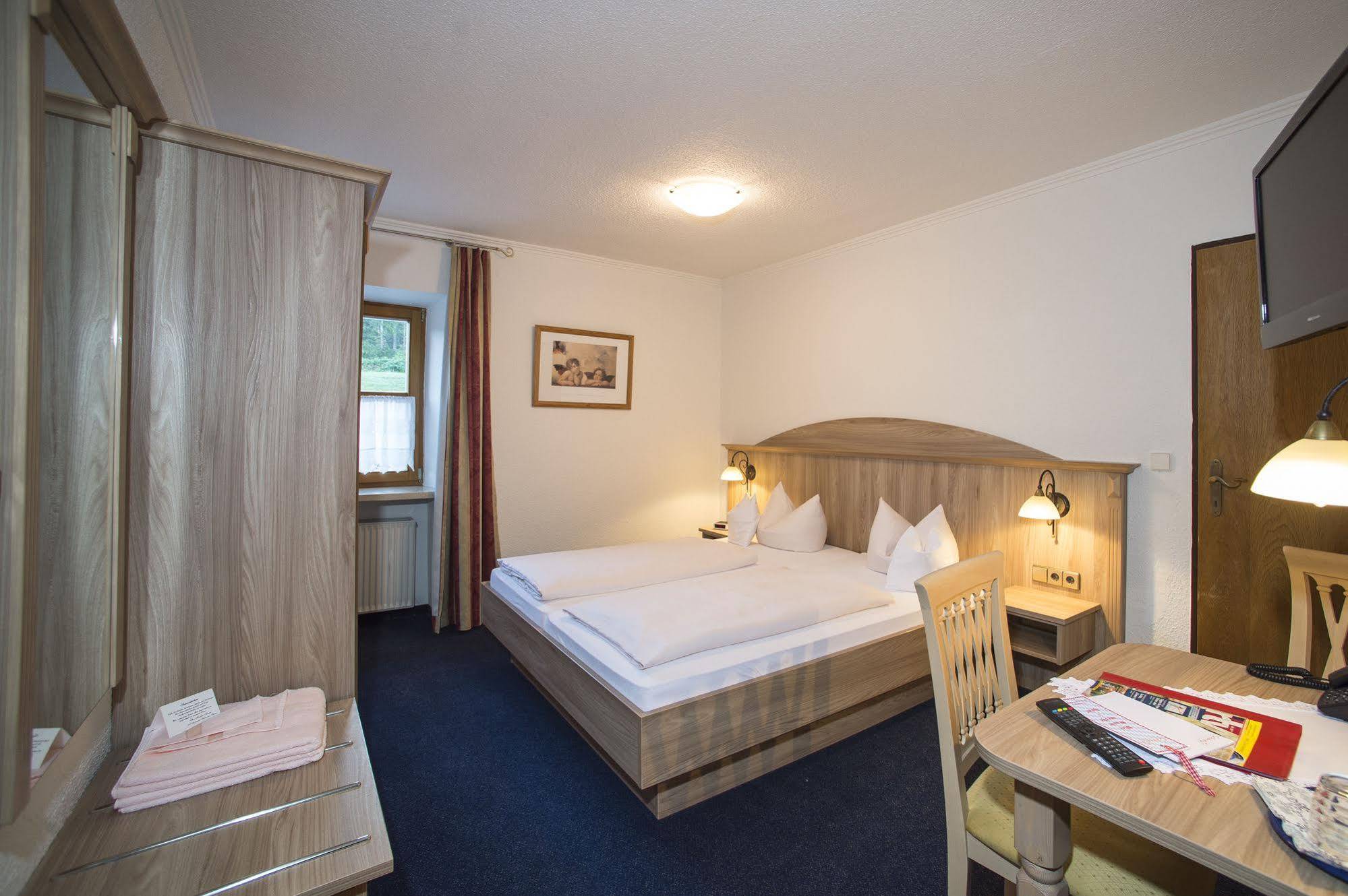Aktivhotel & Gasthof Schmelz Ihr Urlaubs Hotel In Inzell Mit Wellness Hallenbad, Alpensauna & Dampfbad מראה חיצוני תמונה